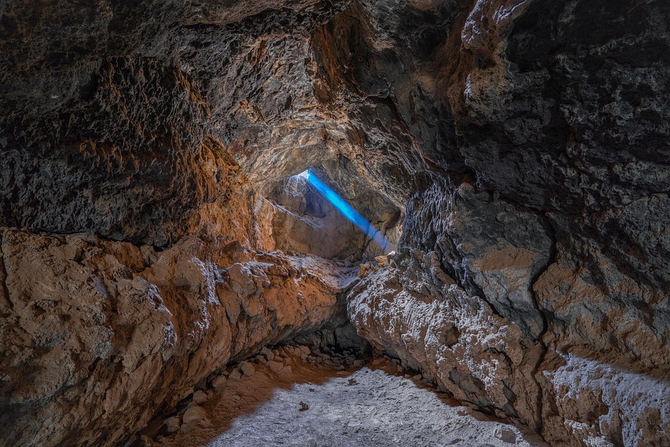 Débloquer le passé avec XRF: comment la spectrométrie de Fluorescence des rayons x révolutionne la géoarchéologie
