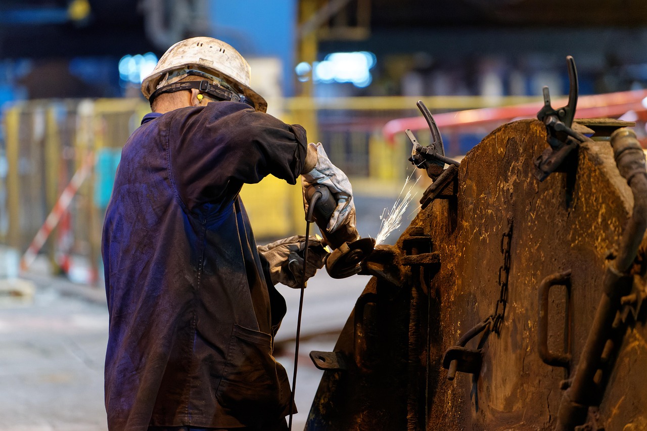 Machines de test PMI: une approche non destructive de l’analyse des matériaux